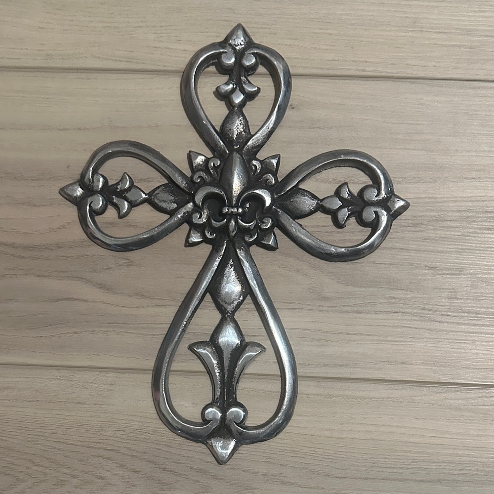 Elegant Silver Wall Cross Decor